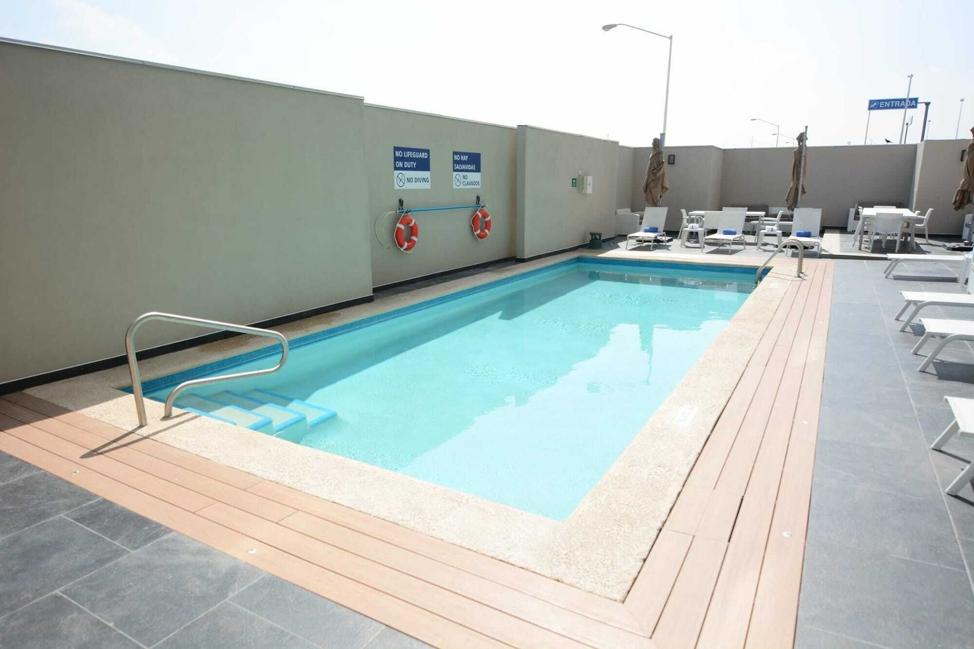 Homewood Suites By Hilton Monterrey Аподака Экстерьер фото